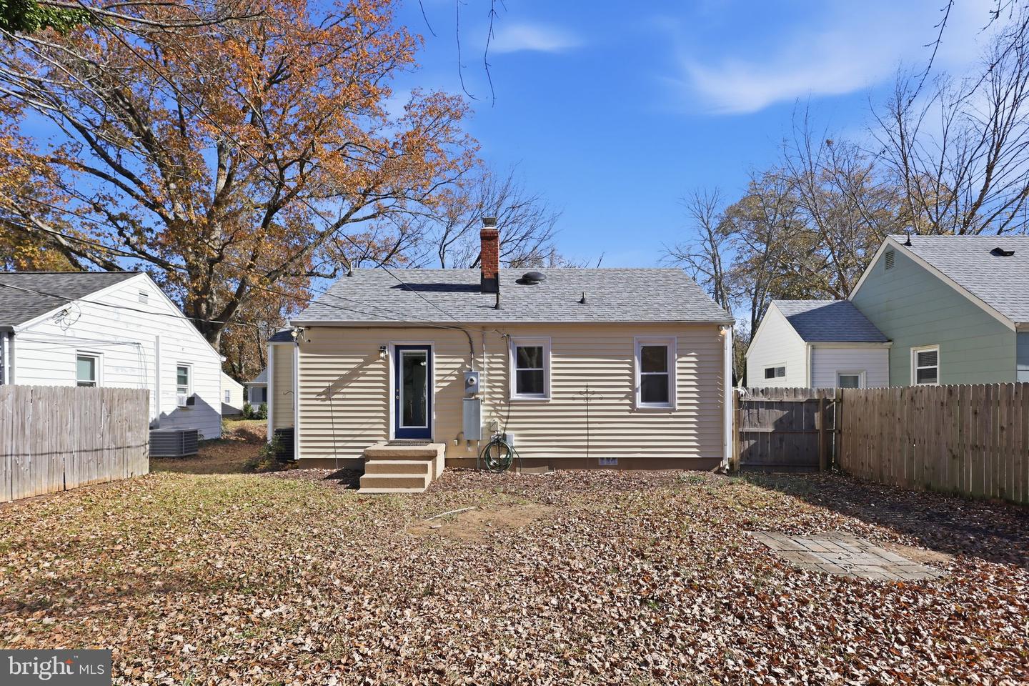 912 FOREST VIEW DR, RICHMOND, Virginia 23225, 2 Bedrooms Bedrooms, ,1 BathroomBathrooms,Residential,For sale,912 FOREST VIEW DR,VARC2000780 MLS # VARC2000780 912 FOREST VIEW DR, RICHMOND, Virginia 23225, 2 Bedrooms Bedrooms, ,1 BathroomBathrooms,Residential,For sale,912 FOREST VIEW DR,VARC2000780 MLS # VARC2000780