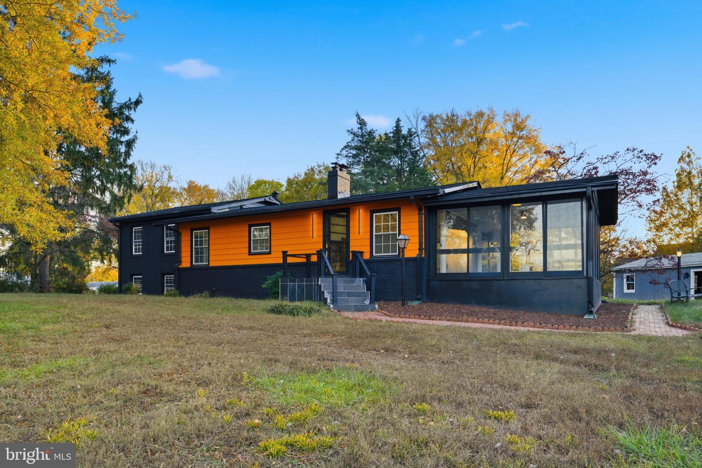 10006 S GRANT AVE, MANASSAS, Virginia 20110, 3 Bedrooms Bedrooms, ,2 BathroomsBathrooms,Residential,For sale,10006 S GRANT AVE,VAMN2009628 MLS # VAMN2009628