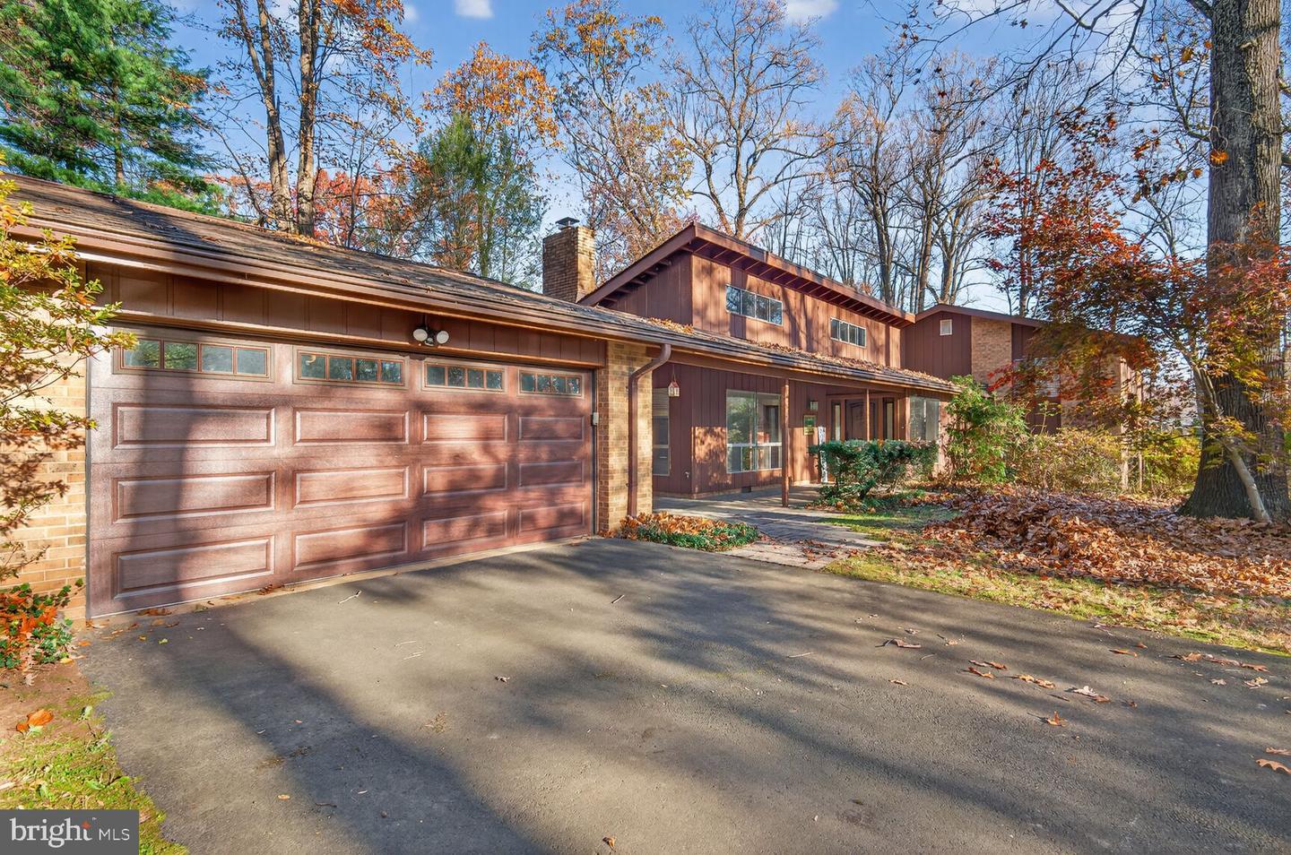 3204 FOX MILL RD, OAKTON, Virginia 22124, 4 Bedrooms Bedrooms, ,3 BathroomsBathrooms,Residential,For sale,3204 FOX MILL RD,VAFX2277358 MLS # VAFX2277358 3204 FOX MILL RD, OAKTON, Virginia 22124, 4 Bedrooms Bedrooms, ,3 BathroomsBathrooms,Residential,For sale,3204 FOX MILL RD,VAFX2277358 MLS # VAFX2277358