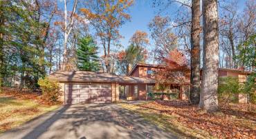 3204 FOX MILL RD, OAKTON, Virginia 22124, 4 Bedrooms Bedrooms, ,3 BathroomsBathrooms,Residential,For sale,3204 FOX MILL RD,VAFX2277358 MLS # VAFX2277358