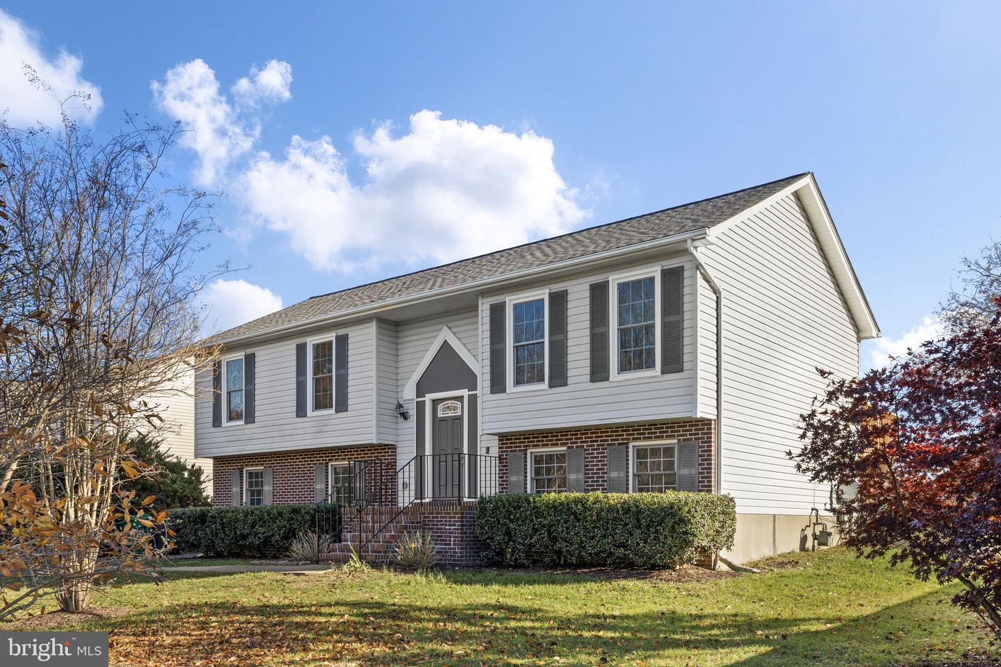 11513 BRIAN DR, FREDERICKSBURG, Virginia 22407, 3 Bedrooms Bedrooms, ,2 BathroomsBathrooms,Residential,For sale,11513 BRIAN DR,VASP2037394 MLS # VASP2037394 11513 BRIAN DR, FREDERICKSBURG, Virginia 22407, 3 Bedrooms Bedrooms, ,2 BathroomsBathrooms,Residential,For sale,11513 BRIAN DR,VASP2037394 MLS # VASP2037394