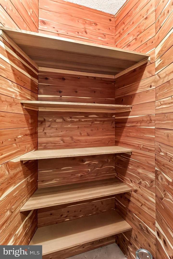 5903 MOUNT EAGLE DR #203, ALEXANDRIA, Virginia 22303, 1 Bedroom Bedrooms, ,1 BathroomBathrooms,Residential,For sale,5903 MOUNT EAGLE DR #203,VAFX2277464 MLS # VAFX2277464 5903 MOUNT EAGLE DR #203, ALEXANDRIA, Virginia 22303, 1 Bedroom Bedrooms, ,1 BathroomBathrooms,Residential,For sale,5903 MOUNT EAGLE DR #203,VAFX2277464 MLS # VAFX2277464