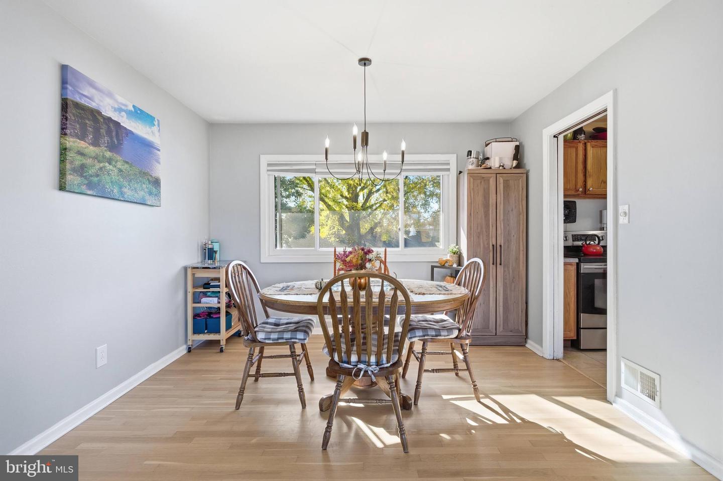 5808 HARVEY PL, ALEXANDRIA, Virginia 22303, 3 Bedrooms Bedrooms, ,2 BathroomsBathrooms,Residential,For sale,5808 HARVEY PL,VAFX2277846 MLS # VAFX2277846 5808 HARVEY PL, ALEXANDRIA, Virginia 22303, 3 Bedrooms Bedrooms, ,2 BathroomsBathrooms,Residential,For sale,5808 HARVEY PL,VAFX2277846 MLS # VAFX2277846