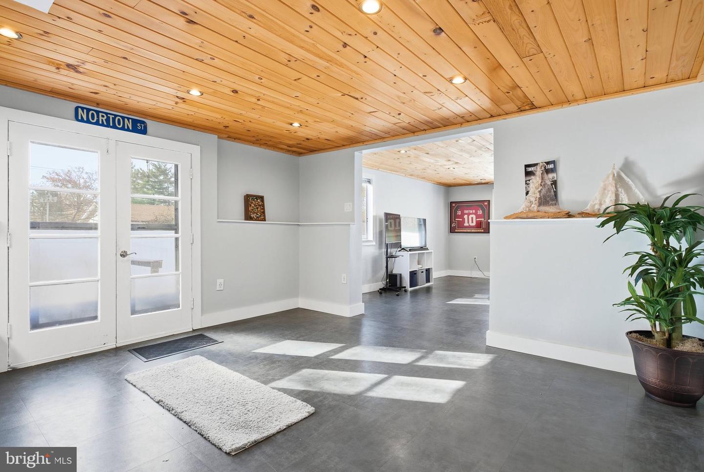 5808 HARVEY PL, ALEXANDRIA, Virginia 22303, 3 Bedrooms Bedrooms, ,2 BathroomsBathrooms,Residential,For sale,5808 HARVEY PL,VAFX2277846 MLS # VAFX2277846 5808 HARVEY PL, ALEXANDRIA, Virginia 22303, 3 Bedrooms Bedrooms, ,2 BathroomsBathrooms,Residential,For sale,5808 HARVEY PL,VAFX2277846 MLS # VAFX2277846