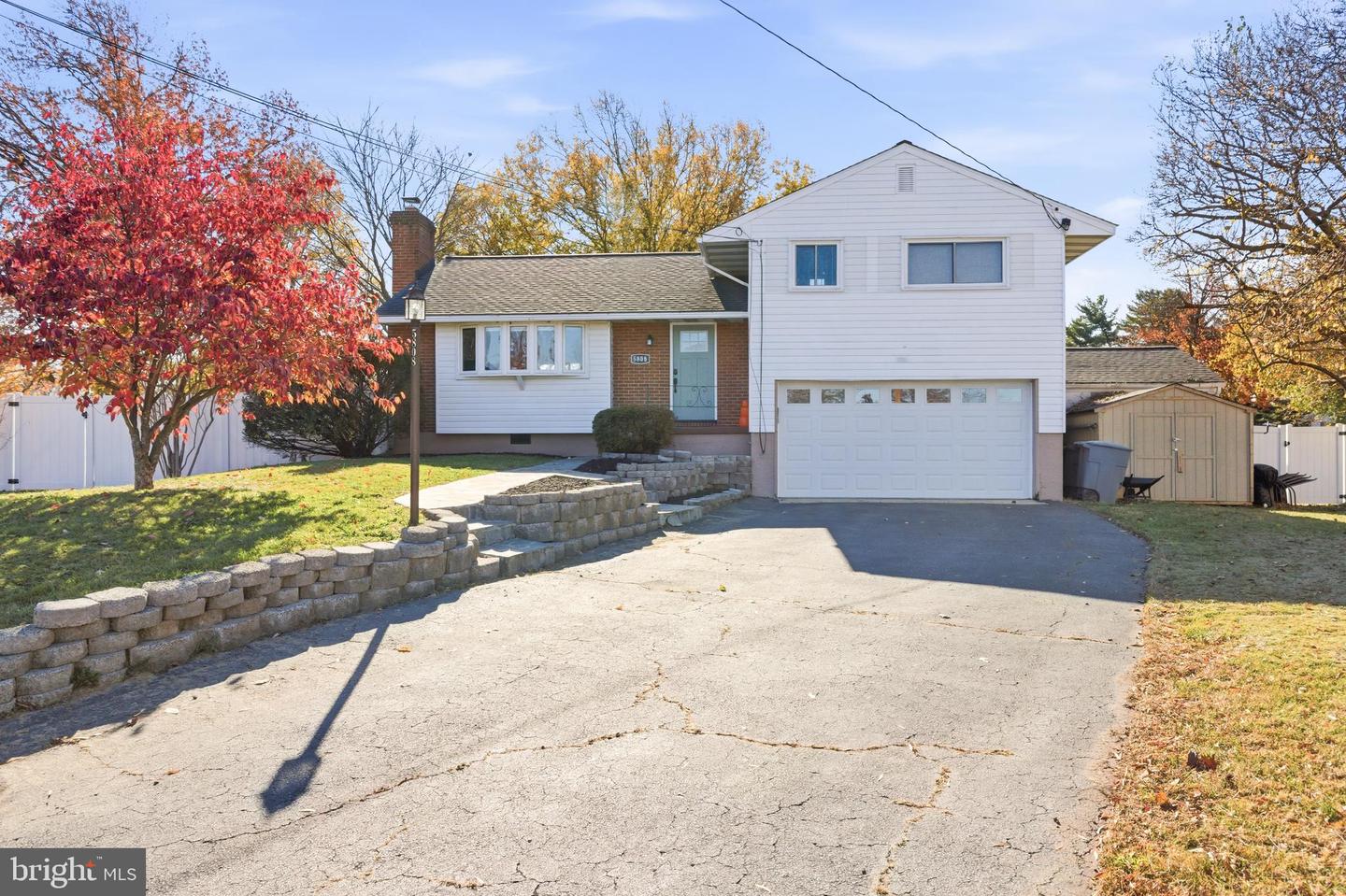 5808 HARVEY PL, ALEXANDRIA, Virginia 22303, 3 Bedrooms Bedrooms, ,2 BathroomsBathrooms,Residential,For sale,5808 HARVEY PL,VAFX2277846 MLS # VAFX2277846 5808 HARVEY PL, ALEXANDRIA, Virginia 22303, 3 Bedrooms Bedrooms, ,2 BathroomsBathrooms,Residential,For sale,5808 HARVEY PL,VAFX2277846 MLS # VAFX2277846