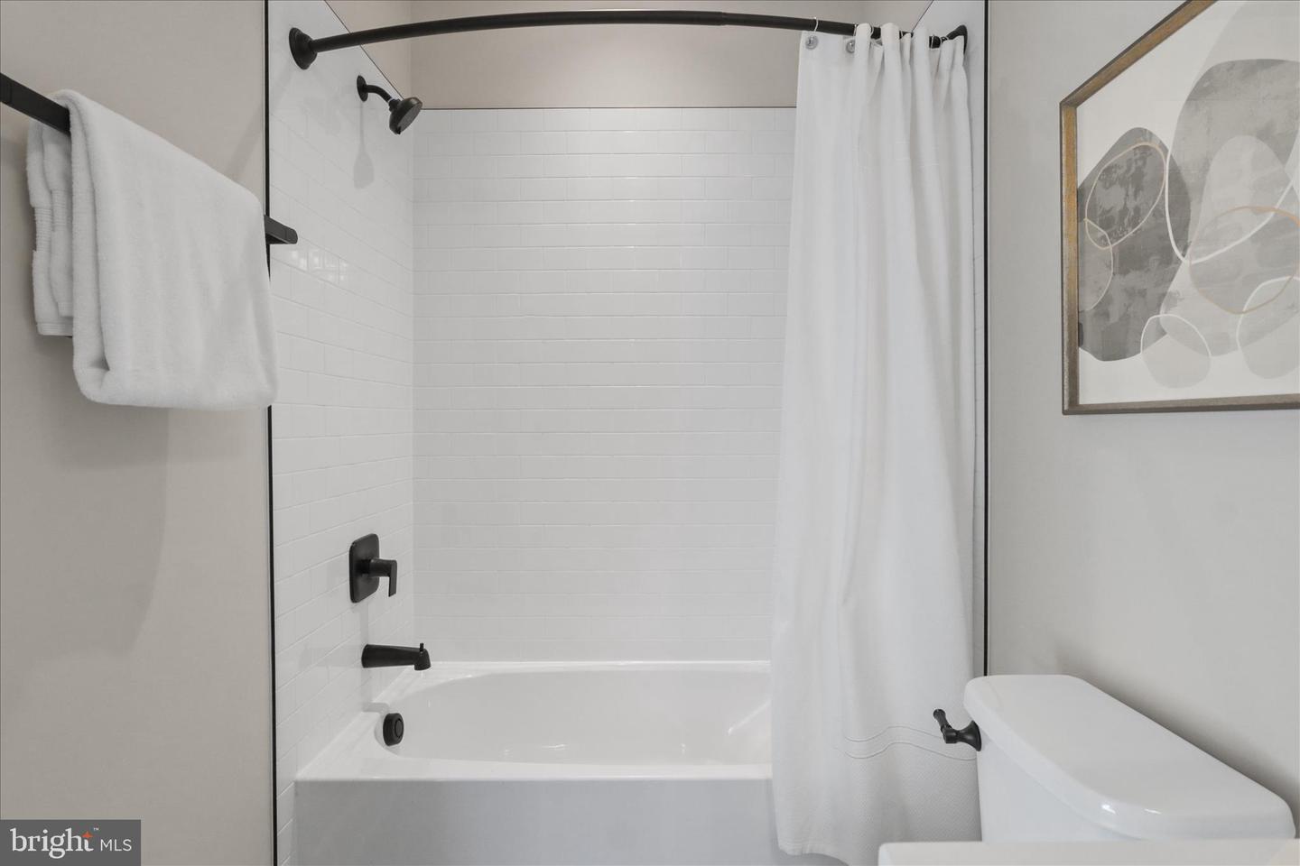 1416 DESALE ST SW, VIENNA, Virginia 22180, 6 Bedrooms Bedrooms, ,6 BathroomsBathrooms,Residential,For sale,1416 DESALE ST SW,VAFX2278098 MLS # VAFX2278098 1416 DESALE ST SW, VIENNA, Virginia 22180, 6 Bedrooms Bedrooms, ,6 BathroomsBathrooms,Residential,For sale,1416 DESALE ST SW,VAFX2278098 MLS # VAFX2278098