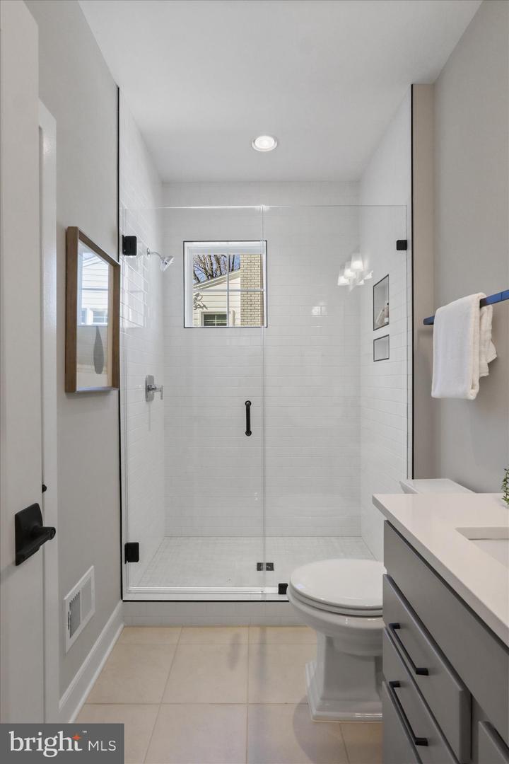 1416 DESALE ST SW, VIENNA, Virginia 22180, 6 Bedrooms Bedrooms, ,6 BathroomsBathrooms,Residential,For sale,1416 DESALE ST SW,VAFX2278098 MLS # VAFX2278098 1416 DESALE ST SW, VIENNA, Virginia 22180, 6 Bedrooms Bedrooms, ,6 BathroomsBathrooms,Residential,For sale,1416 DESALE ST SW,VAFX2278098 MLS # VAFX2278098