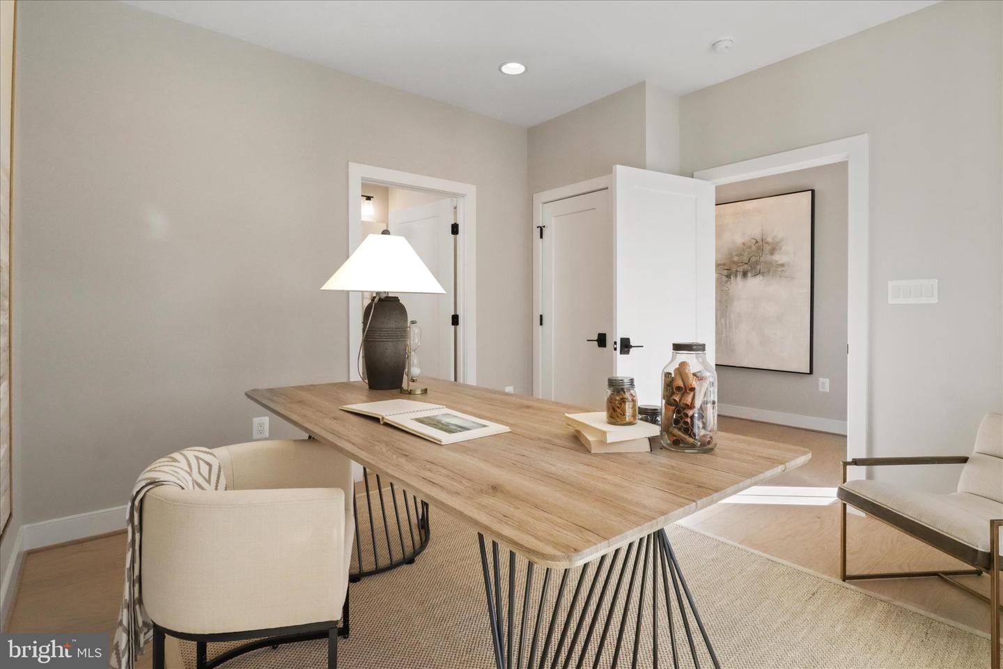 1416 DESALE ST SW, VIENNA, Virginia 22180, 6 Bedrooms Bedrooms, ,6 BathroomsBathrooms,Residential,For sale,1416 DESALE ST SW,VAFX2278098 MLS # VAFX2278098 1416 DESALE ST SW, VIENNA, Virginia 22180, 6 Bedrooms Bedrooms, ,6 BathroomsBathrooms,Residential,For sale,1416 DESALE ST SW,VAFX2278098 MLS # VAFX2278098