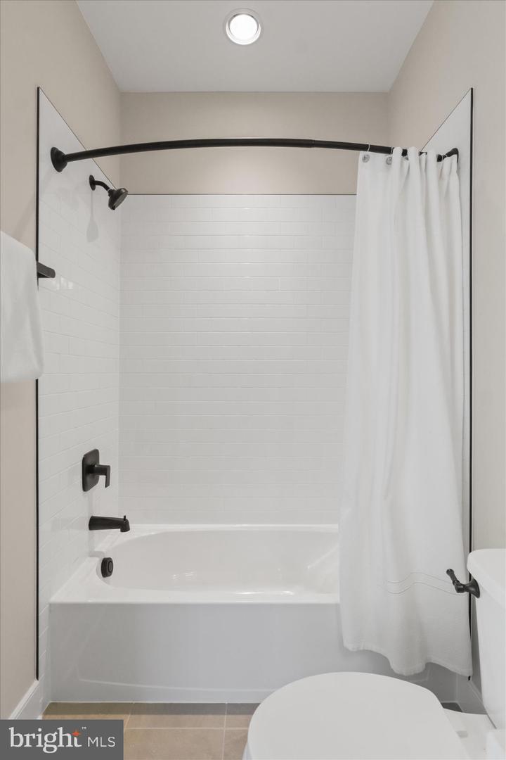 1416 DESALE ST SW, VIENNA, Virginia 22180, 6 Bedrooms Bedrooms, ,6 BathroomsBathrooms,Residential,For sale,1416 DESALE ST SW,VAFX2278098 MLS # VAFX2278098 1416 DESALE ST SW, VIENNA, Virginia 22180, 6 Bedrooms Bedrooms, ,6 BathroomsBathrooms,Residential,For sale,1416 DESALE ST SW,VAFX2278098 MLS # VAFX2278098