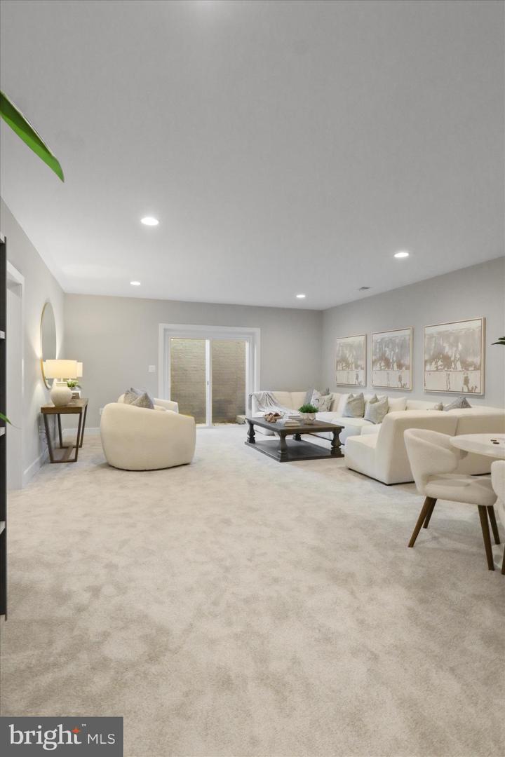 1416 DESALE ST SW, VIENNA, Virginia 22180, 6 Bedrooms Bedrooms, ,6 BathroomsBathrooms,Residential,For sale,1416 DESALE ST SW,VAFX2278098 MLS # VAFX2278098 1416 DESALE ST SW, VIENNA, Virginia 22180, 6 Bedrooms Bedrooms, ,6 BathroomsBathrooms,Residential,For sale,1416 DESALE ST SW,VAFX2278098 MLS # VAFX2278098