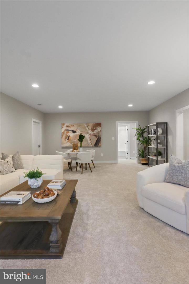 1416 DESALE ST SW, VIENNA, Virginia 22180, 6 Bedrooms Bedrooms, ,6 BathroomsBathrooms,Residential,For sale,1416 DESALE ST SW,VAFX2278098 MLS # VAFX2278098 1416 DESALE ST SW, VIENNA, Virginia 22180, 6 Bedrooms Bedrooms, ,6 BathroomsBathrooms,Residential,For sale,1416 DESALE ST SW,VAFX2278098 MLS # VAFX2278098