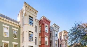 107 KENTUCKY AVE SE, WASHINGTON, District Of Columbia 20003, 4 Bedrooms Bedrooms, ,3 BathroomsBathrooms,Residential,For sale,107 KENTUCKY AVE SE,DCDC2230712 MLS # DCDC2230712