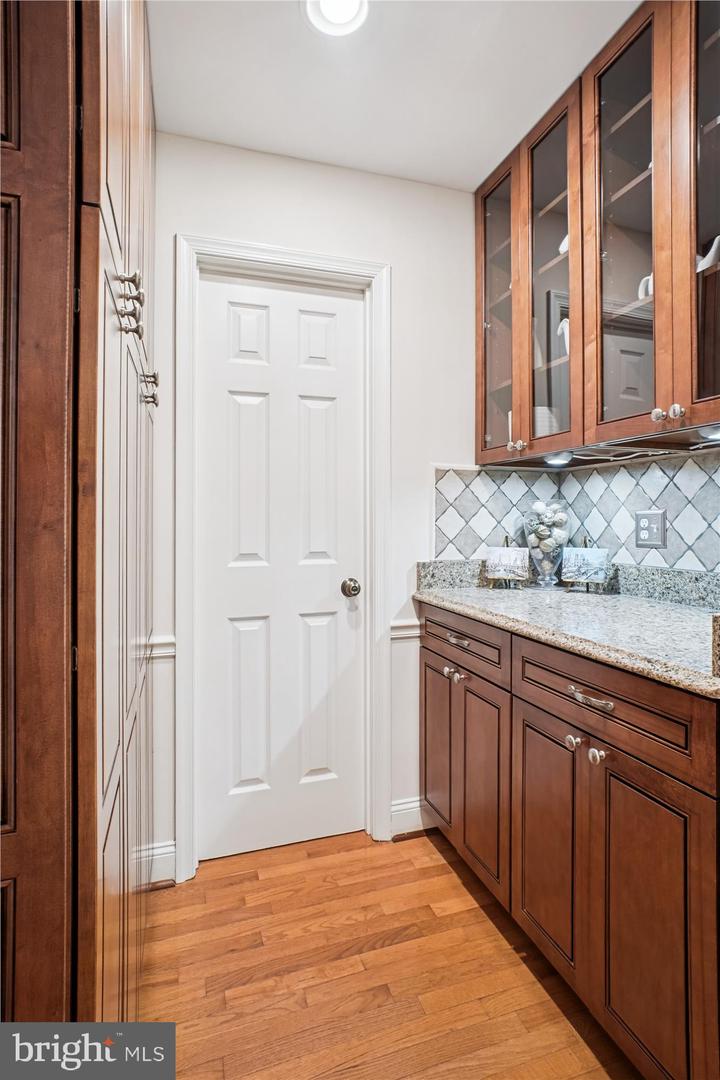 12816 CROSS CREEK LN, HERNDON, Virginia 20171, 5 Bedrooms Bedrooms, ,3 BathroomsBathrooms,Residential,For sale,12816 CROSS CREEK LN,VAFX2277518 MLS # VAFX2277518 12816 CROSS CREEK LN, HERNDON, Virginia 20171, 5 Bedrooms Bedrooms, ,3 BathroomsBathrooms,Residential,For sale,12816 CROSS CREEK LN,VAFX2277518 MLS # VAFX2277518