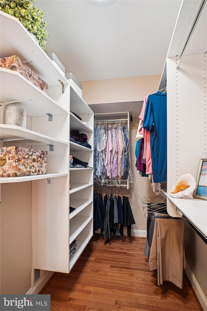 12816 CROSS CREEK LN, HERNDON, Virginia 20171, 5 Bedrooms Bedrooms, ,3 BathroomsBathrooms,Residential,For sale,12816 CROSS CREEK LN,VAFX2277518 MLS # VAFX2277518 12816 CROSS CREEK LN, HERNDON, Virginia 20171, 5 Bedrooms Bedrooms, ,3 BathroomsBathrooms,Residential,For sale,12816 CROSS CREEK LN,VAFX2277518 MLS # VAFX2277518