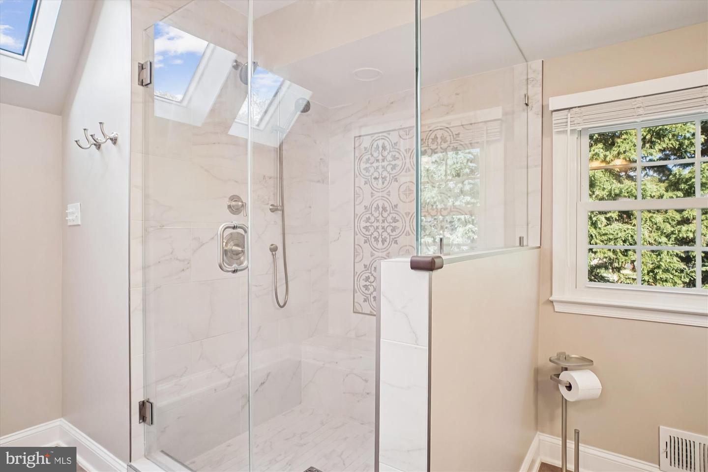 12816 CROSS CREEK LN, HERNDON, Virginia 20171, 5 Bedrooms Bedrooms, ,3 BathroomsBathrooms,Residential,For sale,12816 CROSS CREEK LN,VAFX2277518 MLS # VAFX2277518 12816 CROSS CREEK LN, HERNDON, Virginia 20171, 5 Bedrooms Bedrooms, ,3 BathroomsBathrooms,Residential,For sale,12816 CROSS CREEK LN,VAFX2277518 MLS # VAFX2277518