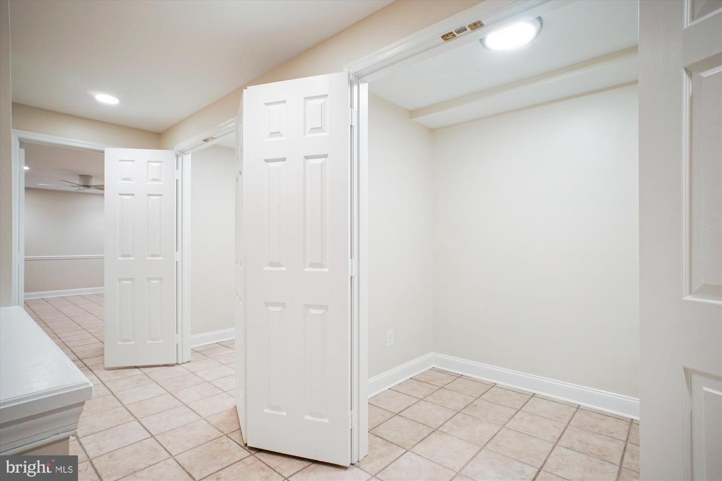 12816 CROSS CREEK LN, HERNDON, Virginia 20171, 5 Bedrooms Bedrooms, ,3 BathroomsBathrooms,Residential,For sale,12816 CROSS CREEK LN,VAFX2277518 MLS # VAFX2277518 12816 CROSS CREEK LN, HERNDON, Virginia 20171, 5 Bedrooms Bedrooms, ,3 BathroomsBathrooms,Residential,For sale,12816 CROSS CREEK LN,VAFX2277518 MLS # VAFX2277518