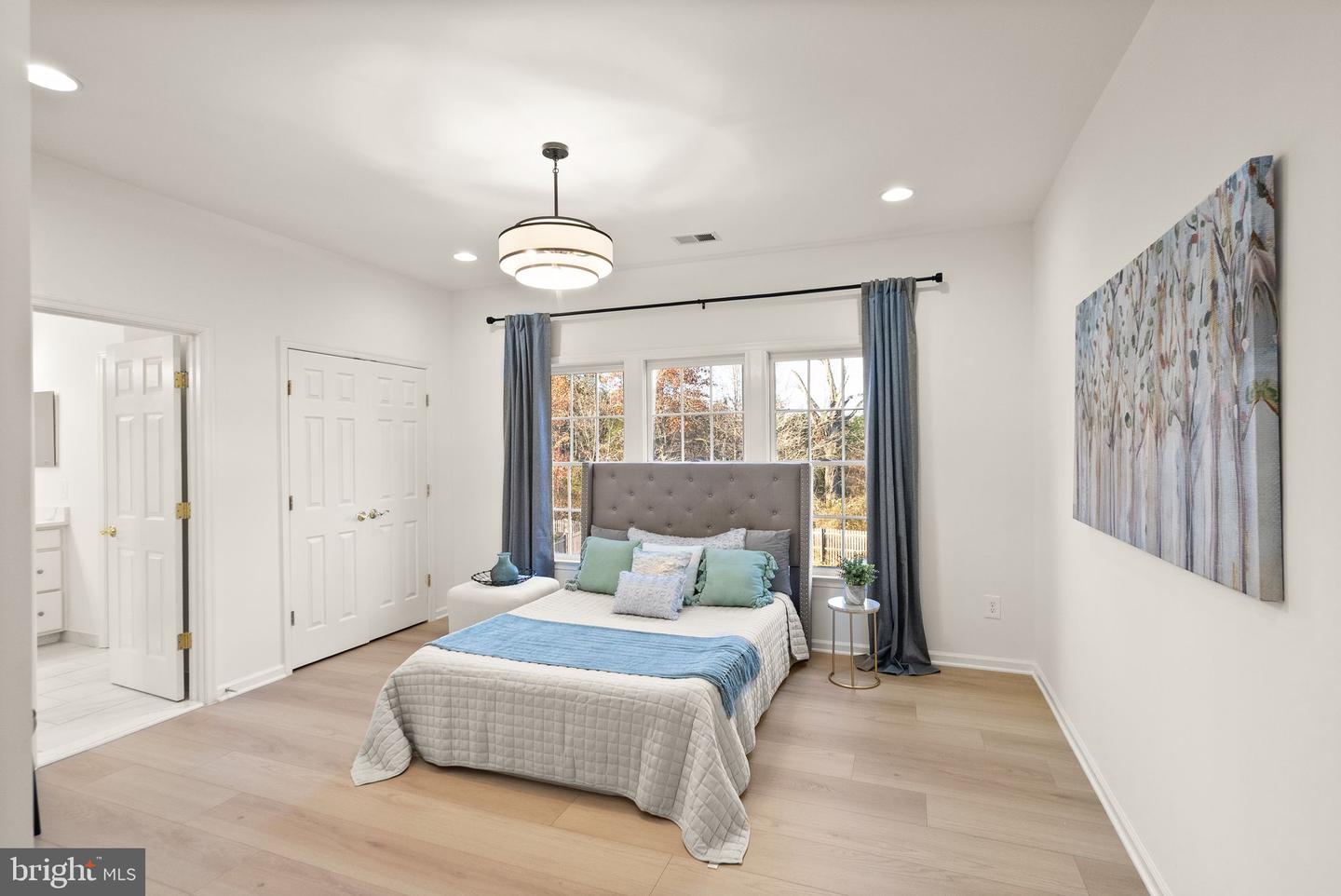 42006 KUDU CT, ALDIE, Virginia 20105, 5 Bedrooms Bedrooms, ,4 BathroomsBathrooms,Residential,For sale,42006 KUDU CT,VALO2110482 MLS # VALO2110482 42006 KUDU CT, ALDIE, Virginia 20105, 5 Bedrooms Bedrooms, ,4 BathroomsBathrooms,Residential,For sale,42006 KUDU CT,VALO2110482 MLS # VALO2110482