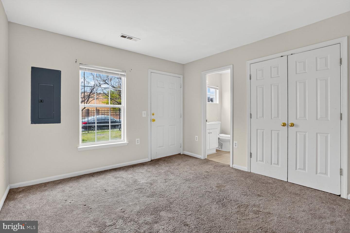 22976 FONTWELL SQ, STERLING, Virginia 20166, 3 Bedrooms Bedrooms, ,3 BathroomsBathrooms,Residential,For sale,22976 FONTWELL SQ,VALO2110512 MLS # VALO2110512 22976 FONTWELL SQ, STERLING, Virginia 20166, 3 Bedrooms Bedrooms, ,3 BathroomsBathrooms,Residential,For sale,22976 FONTWELL SQ,VALO2110512 MLS # VALO2110512