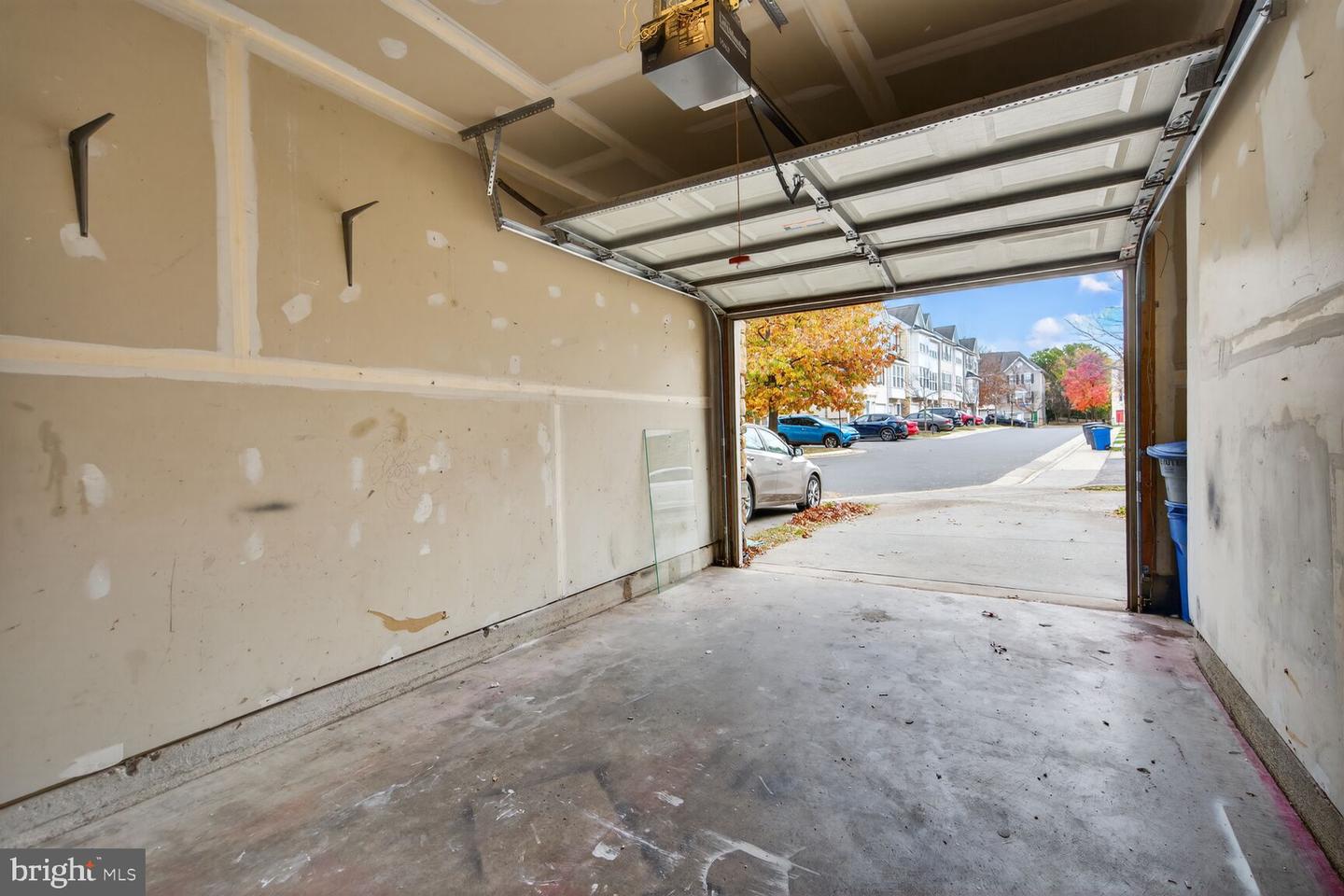 22976 FONTWELL SQ, STERLING, Virginia 20166, 3 Bedrooms Bedrooms, ,3 BathroomsBathrooms,Residential,For sale,22976 FONTWELL SQ,VALO2110512 MLS # VALO2110512 22976 FONTWELL SQ, STERLING, Virginia 20166, 3 Bedrooms Bedrooms, ,3 BathroomsBathrooms,Residential,For sale,22976 FONTWELL SQ,VALO2110512 MLS # VALO2110512