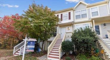 14159 AUTUMN CIR, CENTREVILLE, Virginia 20121, 3 Bedrooms Bedrooms, ,3 BathroomsBathrooms,Residential,For sale,14159 AUTUMN CIR,VAFX2277818 MLS # VAFX2277818