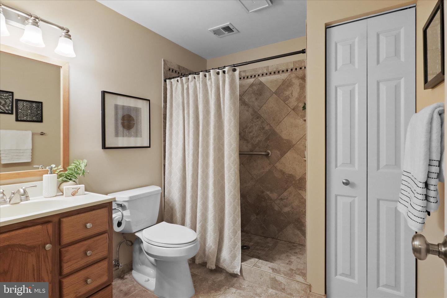 7676 GREEN GARLAND DR, SPRINGFIELD, Virginia 22153, 5 Bedrooms Bedrooms, ,3 BathroomsBathrooms,Residential,For sale,7676 GREEN GARLAND DR,VAFX2277886 MLS # VAFX2277886 7676 GREEN GARLAND DR, SPRINGFIELD, Virginia 22153, 5 Bedrooms Bedrooms, ,3 BathroomsBathrooms,Residential,For sale,7676 GREEN GARLAND DR,VAFX2277886 MLS # VAFX2277886