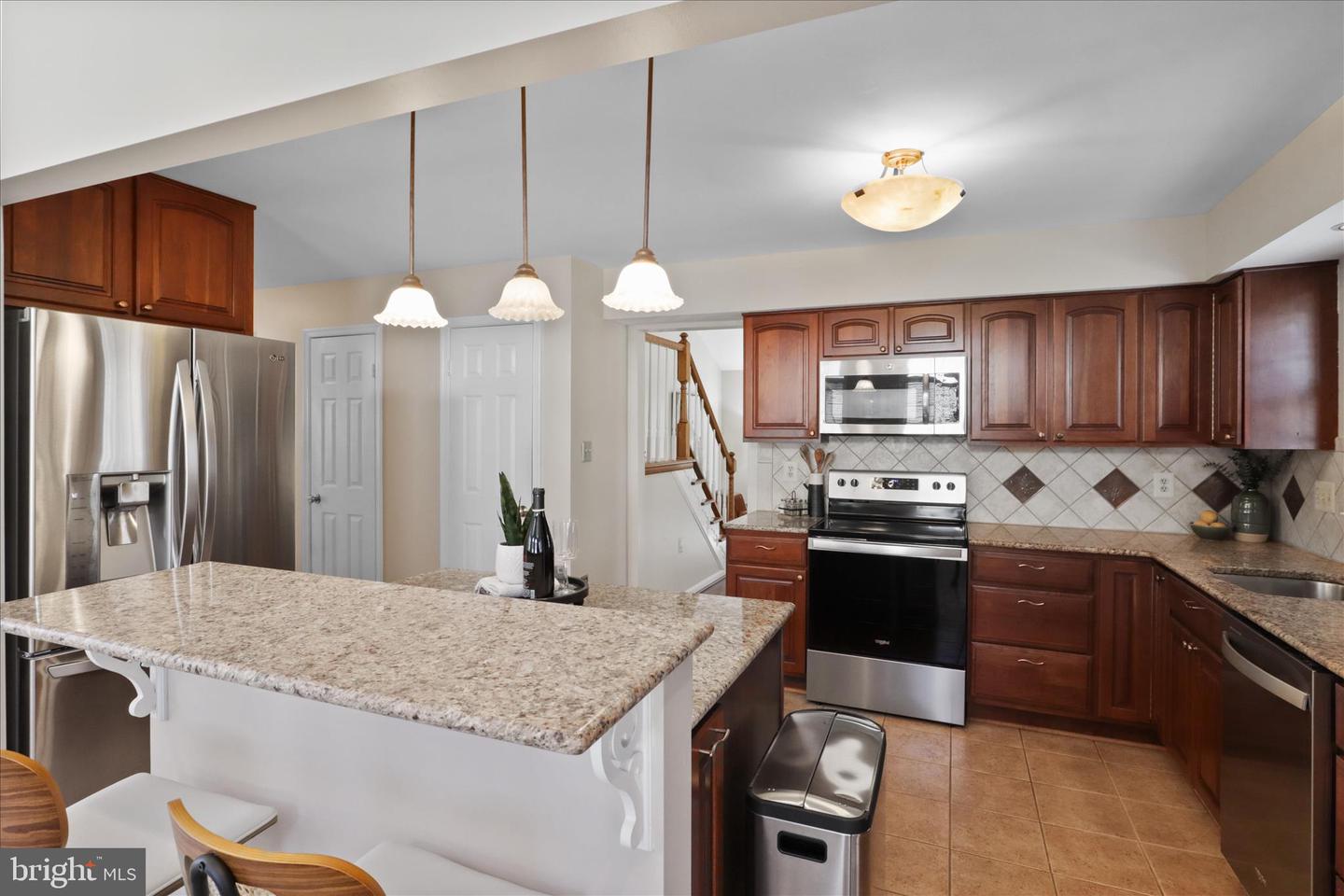 7676 GREEN GARLAND DR, SPRINGFIELD, Virginia 22153, 5 Bedrooms Bedrooms, ,3 BathroomsBathrooms,Residential,For sale,7676 GREEN GARLAND DR,VAFX2277886 MLS # VAFX2277886 7676 GREEN GARLAND DR, SPRINGFIELD, Virginia 22153, 5 Bedrooms Bedrooms, ,3 BathroomsBathrooms,Residential,For sale,7676 GREEN GARLAND DR,VAFX2277886 MLS # VAFX2277886