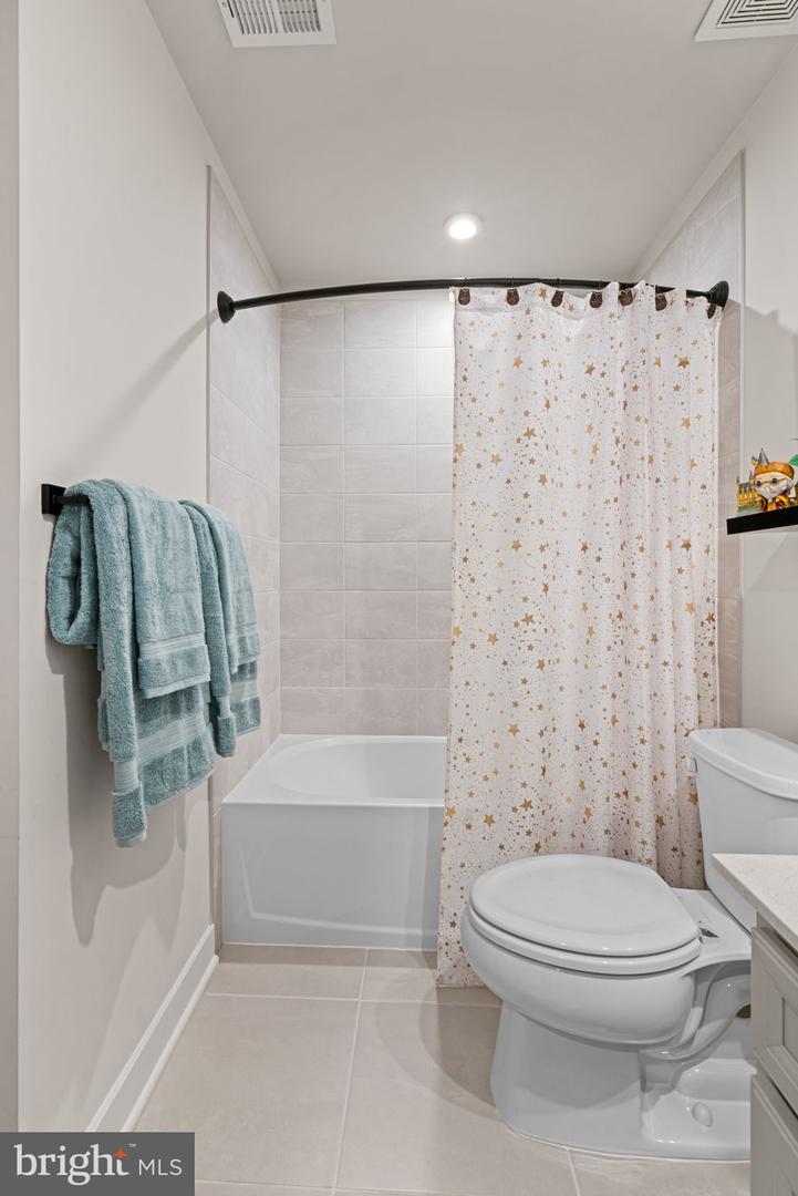 9342 TANFIELD DR, FREDERICKSBURG, Virginia 22408, 4 Bedrooms Bedrooms, ,3 BathroomsBathrooms,Residential,For sale,9342 TANFIELD DR,VASP2037444 MLS # VASP2037444 9342 TANFIELD DR, FREDERICKSBURG, Virginia 22408, 4 Bedrooms Bedrooms, ,3 BathroomsBathrooms,Residential,For sale,9342 TANFIELD DR,VASP2037444 MLS # VASP2037444