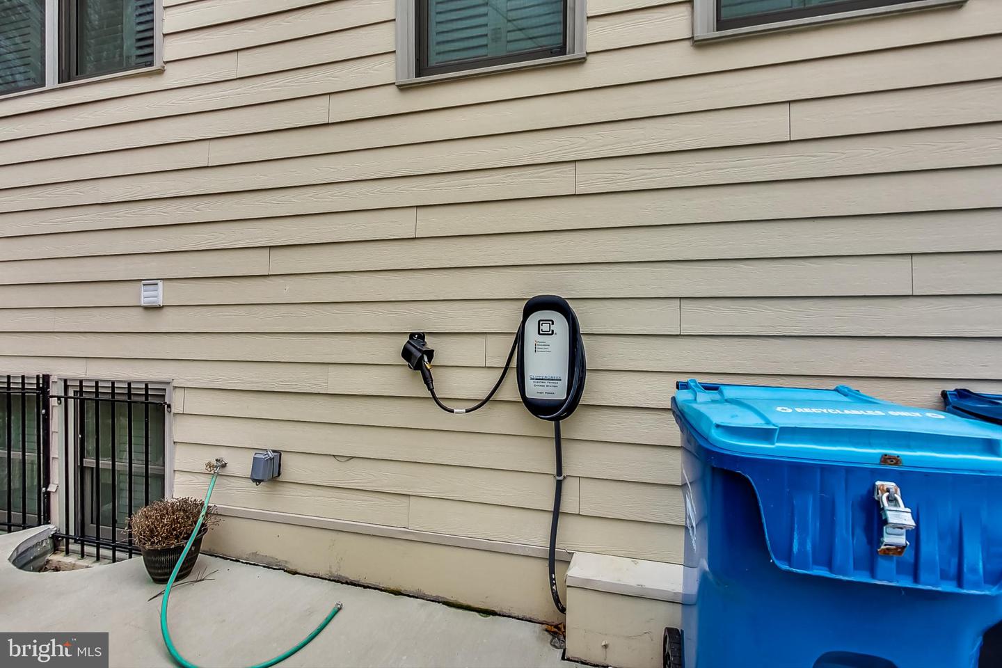 1310 12TH ST NW #2, WASHINGTON, District Of Columbia 20005, 2 Bedrooms Bedrooms, ,2 BathroomsBathrooms,Residential,For sale,1310 12TH ST NW #2,DCDC2230546 MLS # DCDC2230546 1310 12TH ST NW #2, WASHINGTON, District Of Columbia 20005, 2 Bedrooms Bedrooms, ,2 BathroomsBathrooms,Residential,For sale,1310 12TH ST NW #2,DCDC2230546 MLS # DCDC2230546