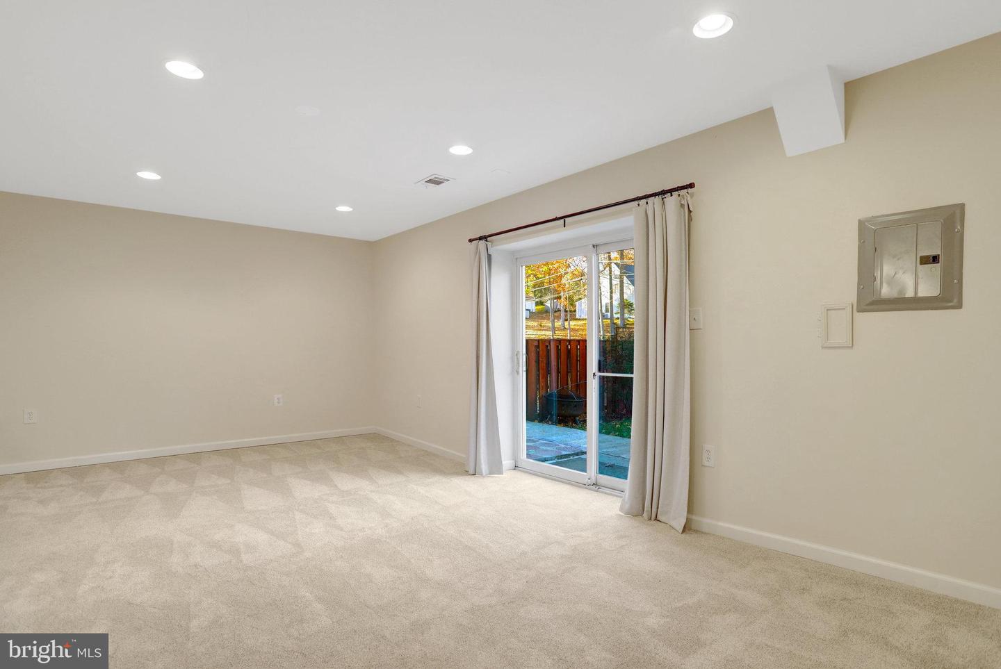 6400 PATIENCE CT, ALEXANDRIA, Virginia 22315, 4 Bedrooms Bedrooms, ,3 BathroomsBathrooms,Residential,For sale,6400 PATIENCE CT,VAFX2278008 MLS # VAFX2278008 6400 PATIENCE CT, ALEXANDRIA, Virginia 22315, 4 Bedrooms Bedrooms, ,3 BathroomsBathrooms,Residential,For sale,6400 PATIENCE CT,VAFX2278008 MLS # VAFX2278008