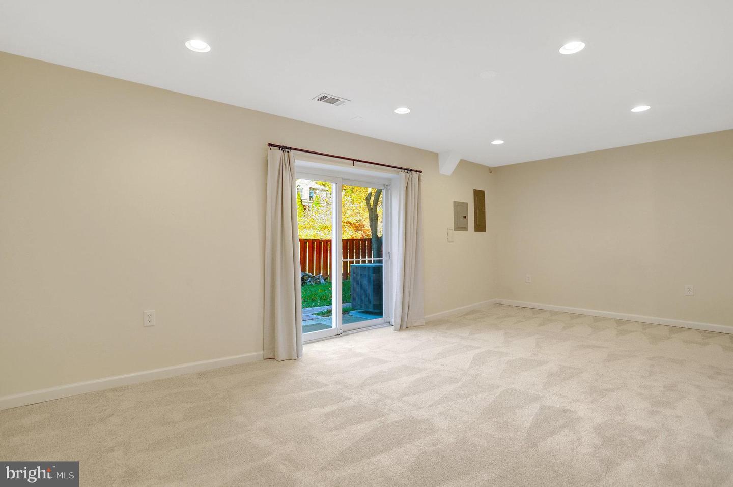 6400 PATIENCE CT, ALEXANDRIA, Virginia 22315, 4 Bedrooms Bedrooms, ,3 BathroomsBathrooms,Residential,For sale,6400 PATIENCE CT,VAFX2278008 MLS # VAFX2278008 6400 PATIENCE CT, ALEXANDRIA, Virginia 22315, 4 Bedrooms Bedrooms, ,3 BathroomsBathrooms,Residential,For sale,6400 PATIENCE CT,VAFX2278008 MLS # VAFX2278008