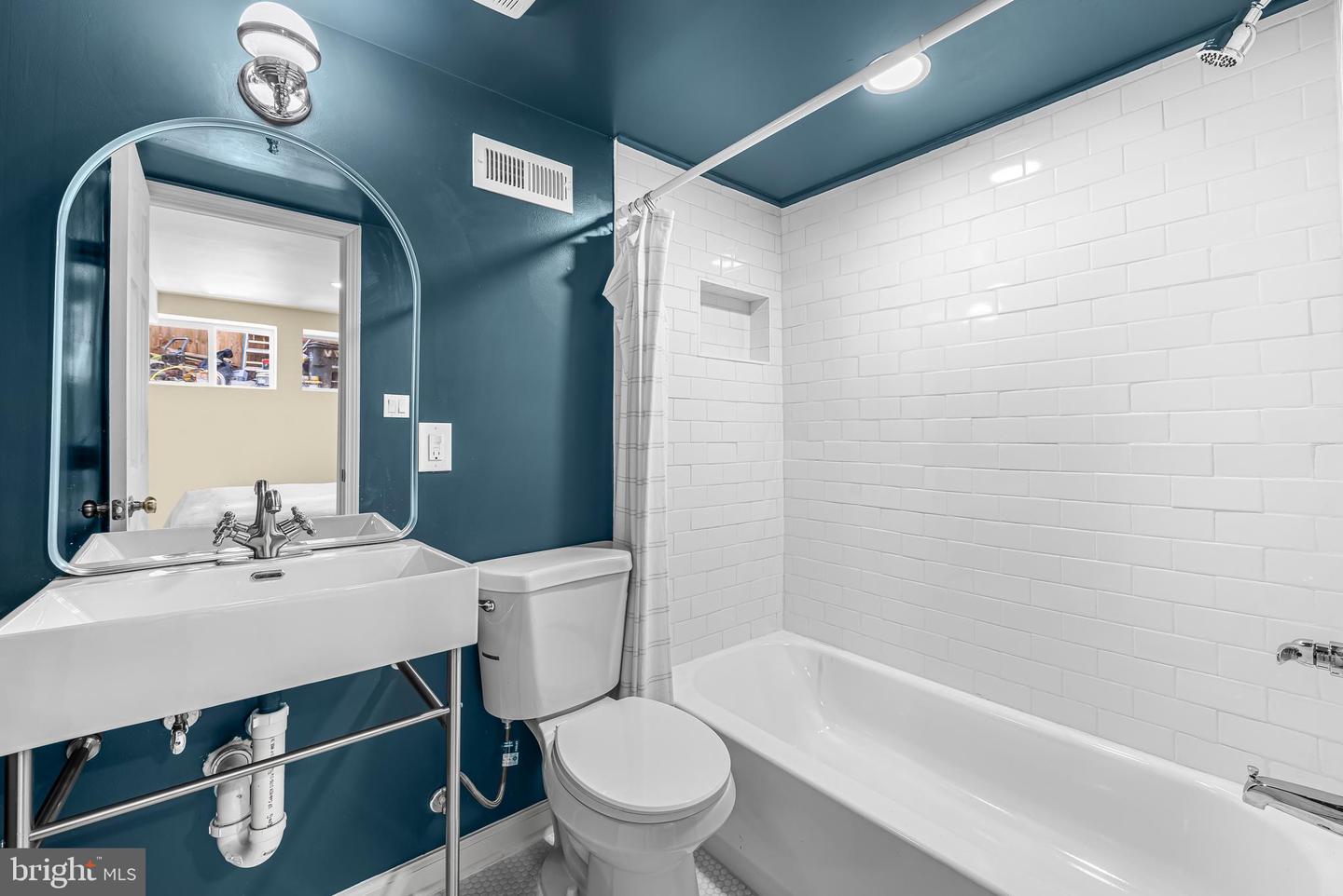 177 V ST NE, WASHINGTON, District Of Columbia 20002, 3 Bedrooms Bedrooms, ,3 BathroomsBathrooms,Residential,For sale,177 V ST NE,DCDC2230576 MLS # DCDC2230576 177 V ST NE, WASHINGTON, District Of Columbia 20002, 3 Bedrooms Bedrooms, ,3 BathroomsBathrooms,Residential,For sale,177 V ST NE,DCDC2230576 MLS # DCDC2230576