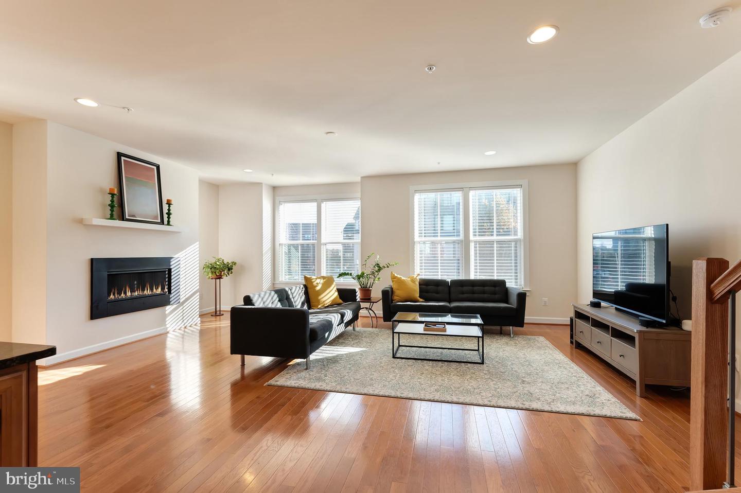 22477 FOUNDATION DR, ASHBURN, Virginia 20148, 5 Bedrooms Bedrooms, ,4 BathroomsBathrooms,Residential,For sale,22477 FOUNDATION DR,VALO2110650 MLS # VALO2110650 22477 FOUNDATION DR, ASHBURN, Virginia 20148, 5 Bedrooms Bedrooms, ,4 BathroomsBathrooms,Residential,For sale,22477 FOUNDATION DR,VALO2110650 MLS # VALO2110650