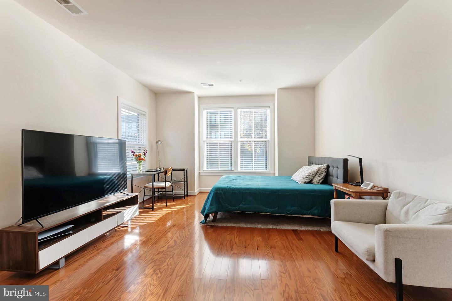 22477 FOUNDATION DR, ASHBURN, Virginia 20148, 5 Bedrooms Bedrooms, ,4 BathroomsBathrooms,Residential,For sale,22477 FOUNDATION DR,VALO2110650 MLS # VALO2110650 22477 FOUNDATION DR, ASHBURN, Virginia 20148, 5 Bedrooms Bedrooms, ,4 BathroomsBathrooms,Residential,For sale,22477 FOUNDATION DR,VALO2110650 MLS # VALO2110650