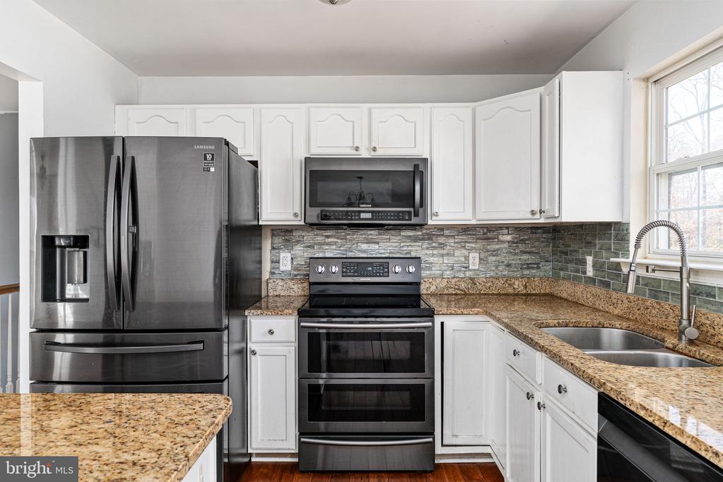 8704 ROMONA CT, FREDERICKSBURG, Virginia 22407, 3 Bedrooms Bedrooms, ,2 BathroomsBathrooms,Residential,8704 ROMONA CT,VASP2037522 MLS # VASP2037522 8704 ROMONA CT, FREDERICKSBURG, Virginia 22407, 3 Bedrooms Bedrooms, ,2 BathroomsBathrooms,Residential,8704 ROMONA CT,VASP2037522 MLS # VASP2037522