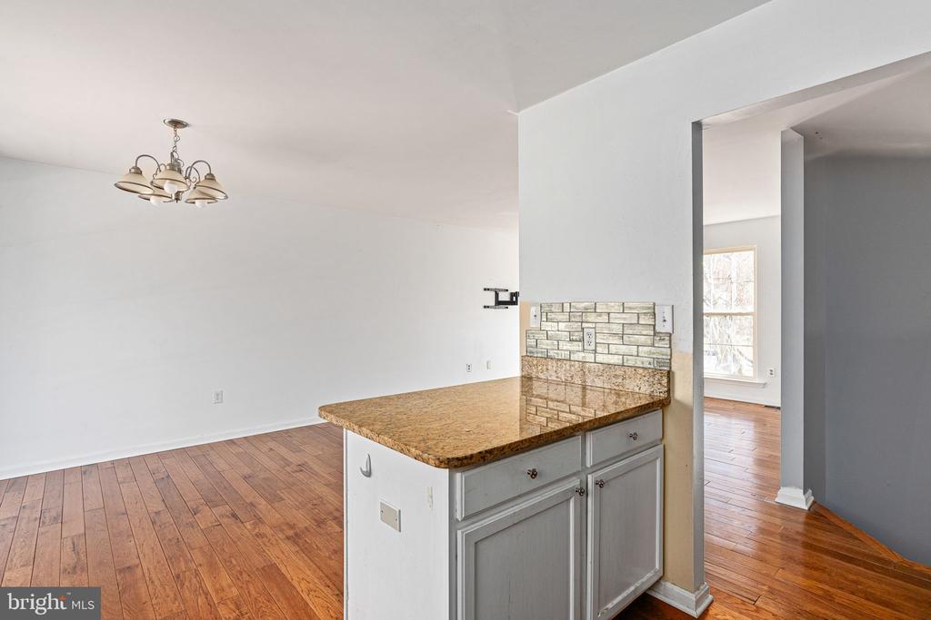 8704 ROMONA CT, FREDERICKSBURG, Virginia 22407, 3 Bedrooms Bedrooms, ,2 BathroomsBathrooms,Residential,8704 ROMONA CT,VASP2037522 MLS # VASP2037522 8704 ROMONA CT, FREDERICKSBURG, Virginia 22407, 3 Bedrooms Bedrooms, ,2 BathroomsBathrooms,Residential,8704 ROMONA CT,VASP2037522 MLS # VASP2037522