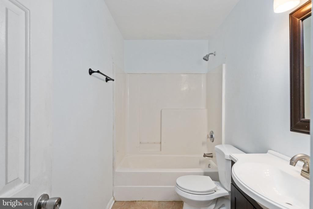 8704 ROMONA CT, FREDERICKSBURG, Virginia 22407, 3 Bedrooms Bedrooms, ,2 BathroomsBathrooms,Residential,8704 ROMONA CT,VASP2037522 MLS # VASP2037522 8704 ROMONA CT, FREDERICKSBURG, Virginia 22407, 3 Bedrooms Bedrooms, ,2 BathroomsBathrooms,Residential,8704 ROMONA CT,VASP2037522 MLS # VASP2037522