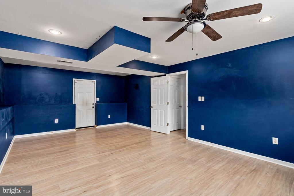 8704 ROMONA CT, FREDERICKSBURG, Virginia 22407, 3 Bedrooms Bedrooms, ,2 BathroomsBathrooms,Residential,8704 ROMONA CT,VASP2037522 MLS # VASP2037522 8704 ROMONA CT, FREDERICKSBURG, Virginia 22407, 3 Bedrooms Bedrooms, ,2 BathroomsBathrooms,Residential,8704 ROMONA CT,VASP2037522 MLS # VASP2037522