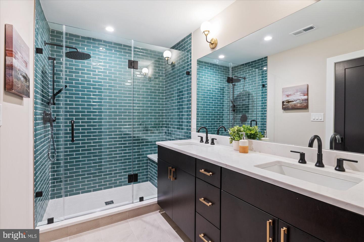 5445 33RD ST NW, WASHINGTON, District Of Columbia 20015, 6 Bedrooms Bedrooms, ,6 BathroomsBathrooms,Residential,For sale,5445 33RD ST NW,DCDC2210308 MLS # DCDC2210308 5445 33RD ST NW, WASHINGTON, District Of Columbia 20015, 6 Bedrooms Bedrooms, ,6 BathroomsBathrooms,Residential,For sale,5445 33RD ST NW,DCDC2210308 MLS # DCDC2210308