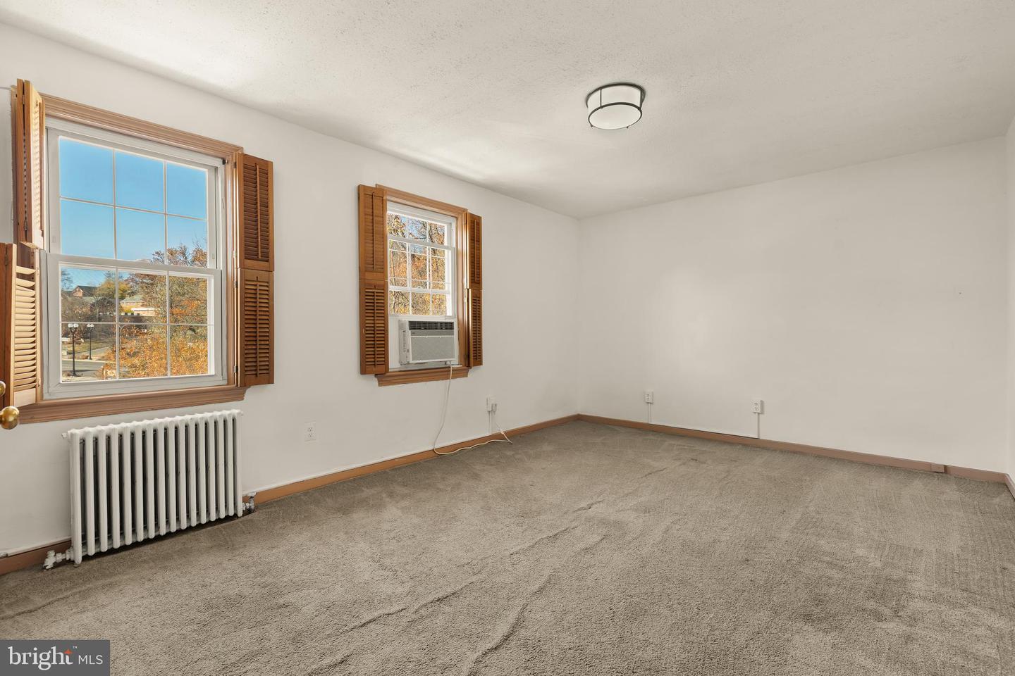 5010 COLUMBIA PIKE #6, ARLINGTON, Virginia 22204, 1 Bedroom Bedrooms, ,1 BathroomBathrooms,Residential,For sale,5010 COLUMBIA PIKE #6,VAAR2061228 MLS # VAAR2061228 5010 COLUMBIA PIKE #6, ARLINGTON, Virginia 22204, 1 Bedroom Bedrooms, ,1 BathroomBathrooms,Residential,For sale,5010 COLUMBIA PIKE #6,VAAR2061228 MLS # VAAR2061228