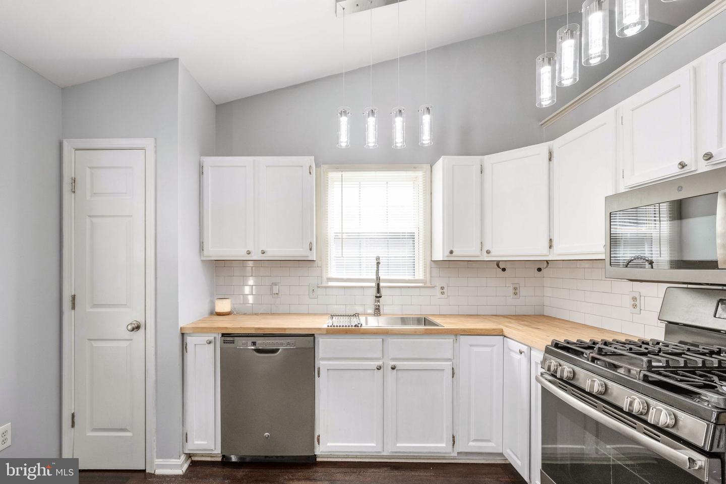 11114 ASCOT CIR, FREDERICKSBURG, Virginia 22407, 4 Bedrooms Bedrooms, ,3 BathroomsBathrooms,Residential,For sale,11114 ASCOT CIR,VASP2035732 MLS # VASP2035732 11114 ASCOT CIR, FREDERICKSBURG, Virginia 22407, 4 Bedrooms Bedrooms, ,3 BathroomsBathrooms,Residential,For sale,11114 ASCOT CIR,VASP2035732 MLS # VASP2035732