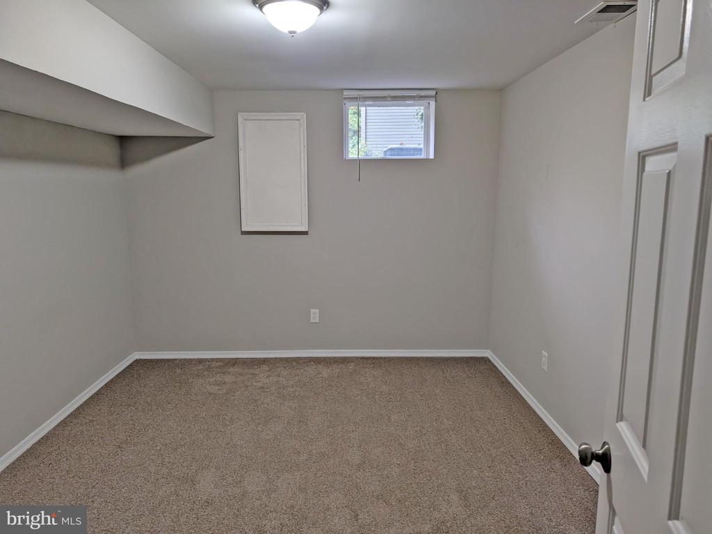 6501 ROYAL OAKS DR, FREDERICKSBURG, Virginia 22407, ,Residential,6501 ROYAL OAKS DR,VASP2037602 MLS # VASP2037602 6501 ROYAL OAKS DR, FREDERICKSBURG, Virginia 22407, ,Residential,6501 ROYAL OAKS DR,VASP2037602 MLS # VASP2037602