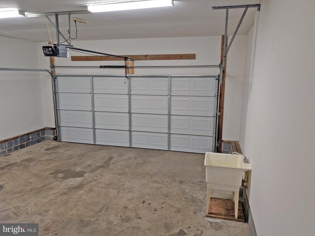 6501 ROYAL OAKS DR, FREDERICKSBURG, Virginia 22407, ,Residential,6501 ROYAL OAKS DR,VASP2037602 MLS # VASP2037602 6501 ROYAL OAKS DR, FREDERICKSBURG, Virginia 22407, ,Residential,6501 ROYAL OAKS DR,VASP2037602 MLS # VASP2037602