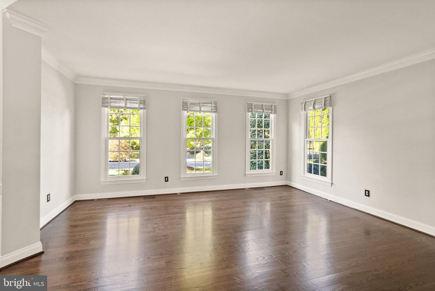 8318 ROXBOROUGH LOOP, GAINESVILLE, Virginia 20155, 5 Bedrooms Bedrooms, ,5 BathroomsBathrooms,Residential,For sale,8318 ROXBOROUGH LOOP,VAPW2103018 MLS # VAPW2103018 8318 ROXBOROUGH LOOP, GAINESVILLE, Virginia 20155, 5 Bedrooms Bedrooms, ,5 BathroomsBathrooms,Residential,For sale,8318 ROXBOROUGH LOOP,VAPW2103018 MLS # VAPW2103018