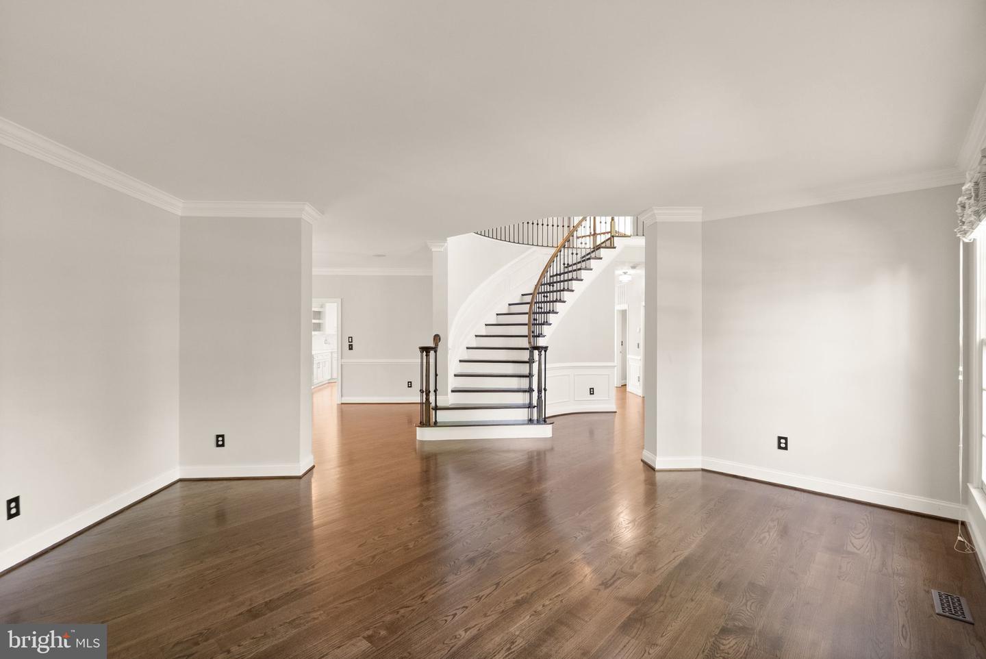 8318 ROXBOROUGH LOOP, GAINESVILLE, Virginia 20155, 5 Bedrooms Bedrooms, ,5 BathroomsBathrooms,Residential,For sale,8318 ROXBOROUGH LOOP,VAPW2103018 MLS # VAPW2103018 8318 ROXBOROUGH LOOP, GAINESVILLE, Virginia 20155, 5 Bedrooms Bedrooms, ,5 BathroomsBathrooms,Residential,For sale,8318 ROXBOROUGH LOOP,VAPW2103018 MLS # VAPW2103018