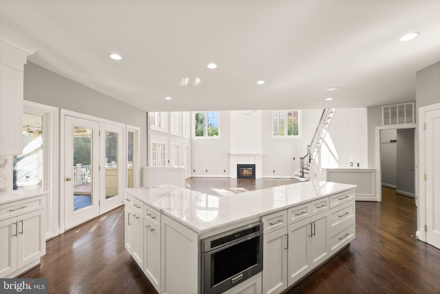 8318 ROXBOROUGH LOOP, GAINESVILLE, Virginia 20155, 5 Bedrooms Bedrooms, ,5 BathroomsBathrooms,Residential,For sale,8318 ROXBOROUGH LOOP,VAPW2103018 MLS # VAPW2103018 8318 ROXBOROUGH LOOP, GAINESVILLE, Virginia 20155, 5 Bedrooms Bedrooms, ,5 BathroomsBathrooms,Residential,For sale,8318 ROXBOROUGH LOOP,VAPW2103018 MLS # VAPW2103018