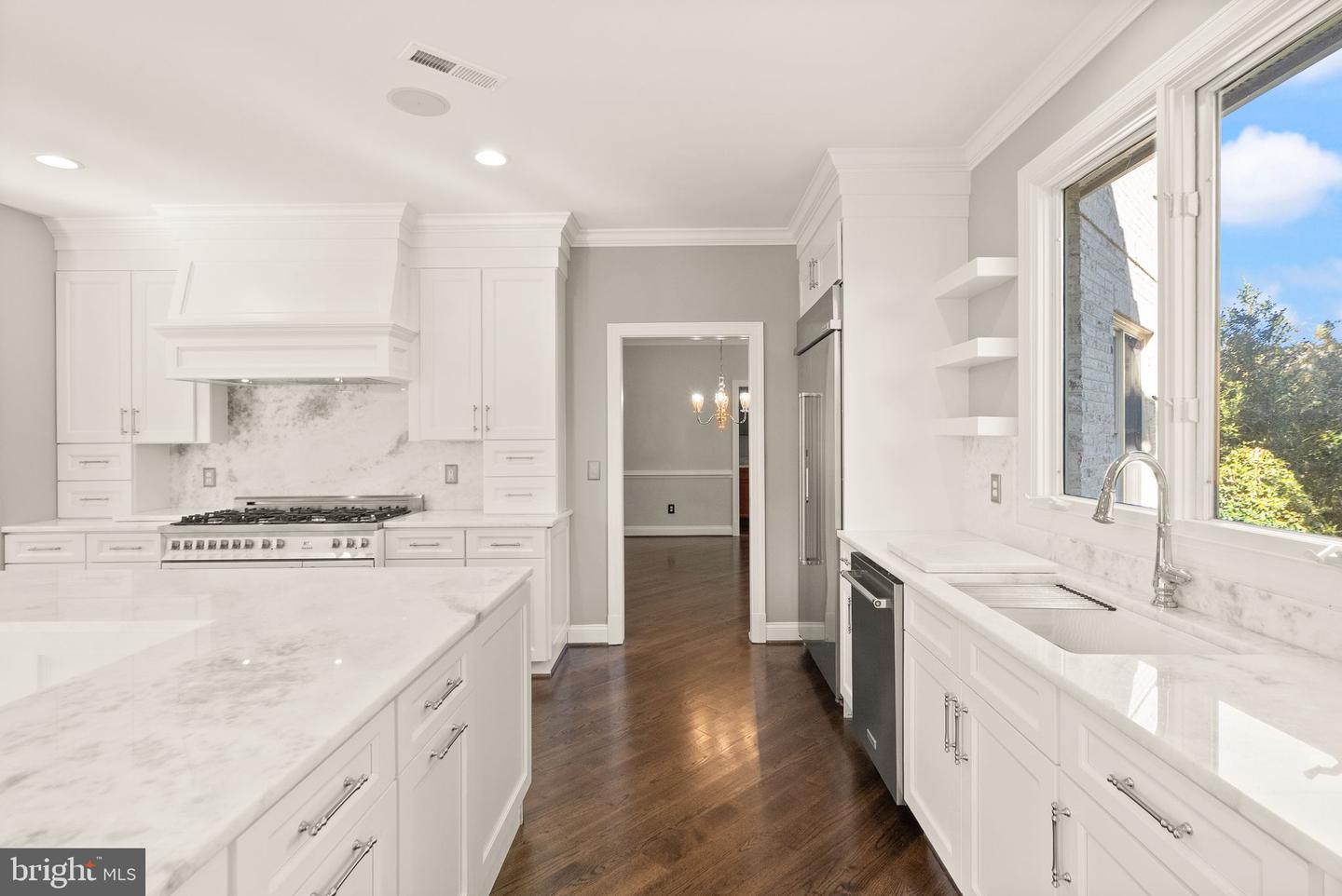 8318 ROXBOROUGH LOOP, GAINESVILLE, Virginia 20155, 5 Bedrooms Bedrooms, ,5 BathroomsBathrooms,Residential,For sale,8318 ROXBOROUGH LOOP,VAPW2103018 MLS # VAPW2103018 8318 ROXBOROUGH LOOP, GAINESVILLE, Virginia 20155, 5 Bedrooms Bedrooms, ,5 BathroomsBathrooms,Residential,For sale,8318 ROXBOROUGH LOOP,VAPW2103018 MLS # VAPW2103018