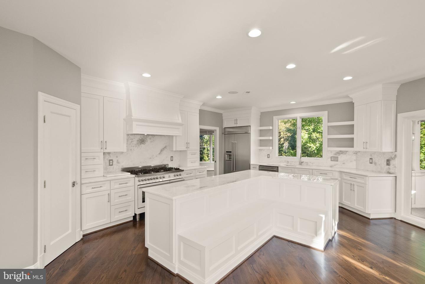 8318 ROXBOROUGH LOOP, GAINESVILLE, Virginia 20155, 5 Bedrooms Bedrooms, ,5 BathroomsBathrooms,Residential,For sale,8318 ROXBOROUGH LOOP,VAPW2103018 MLS # VAPW2103018 8318 ROXBOROUGH LOOP, GAINESVILLE, Virginia 20155, 5 Bedrooms Bedrooms, ,5 BathroomsBathrooms,Residential,For sale,8318 ROXBOROUGH LOOP,VAPW2103018 MLS # VAPW2103018