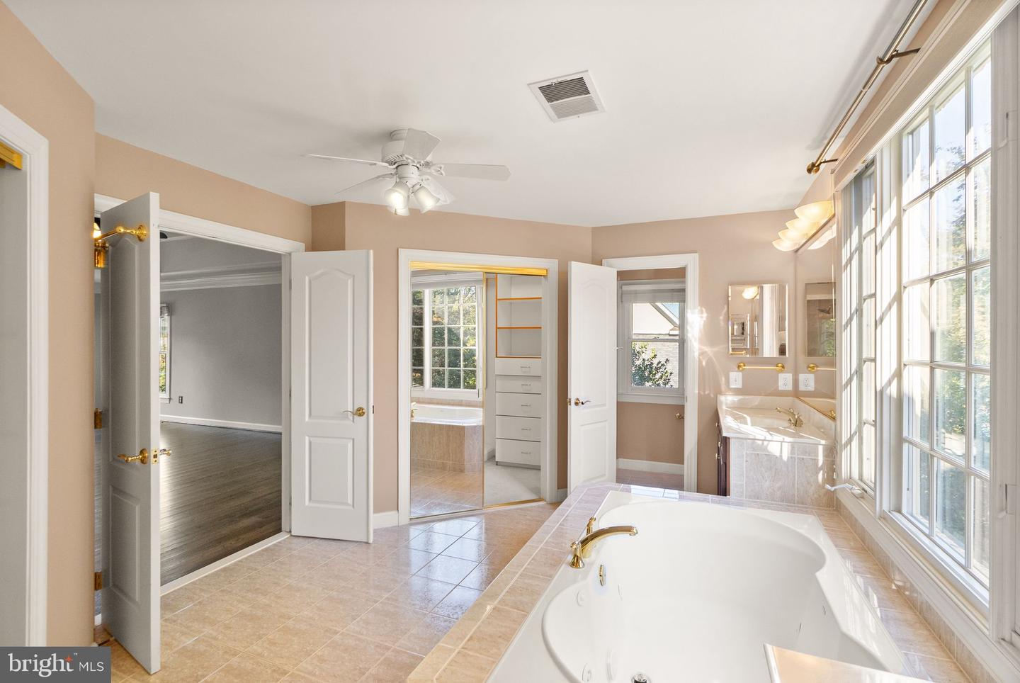 8318 ROXBOROUGH LOOP, GAINESVILLE, Virginia 20155, 5 Bedrooms Bedrooms, ,5 BathroomsBathrooms,Residential,For sale,8318 ROXBOROUGH LOOP,VAPW2103018 MLS # VAPW2103018 8318 ROXBOROUGH LOOP, GAINESVILLE, Virginia 20155, 5 Bedrooms Bedrooms, ,5 BathroomsBathrooms,Residential,For sale,8318 ROXBOROUGH LOOP,VAPW2103018 MLS # VAPW2103018