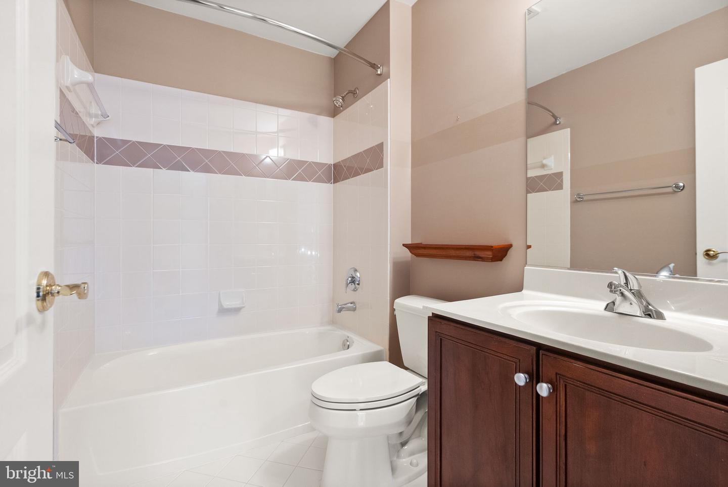 8318 ROXBOROUGH LOOP, GAINESVILLE, Virginia 20155, 5 Bedrooms Bedrooms, ,5 BathroomsBathrooms,Residential,For sale,8318 ROXBOROUGH LOOP,VAPW2103018 MLS # VAPW2103018 8318 ROXBOROUGH LOOP, GAINESVILLE, Virginia 20155, 5 Bedrooms Bedrooms, ,5 BathroomsBathrooms,Residential,For sale,8318 ROXBOROUGH LOOP,VAPW2103018 MLS # VAPW2103018