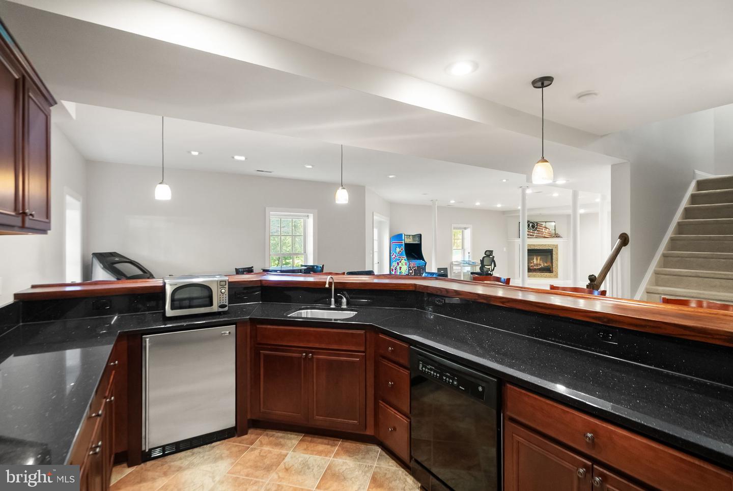 8318 ROXBOROUGH LOOP, GAINESVILLE, Virginia 20155, 5 Bedrooms Bedrooms, ,5 BathroomsBathrooms,Residential,For sale,8318 ROXBOROUGH LOOP,VAPW2103018 MLS # VAPW2103018 8318 ROXBOROUGH LOOP, GAINESVILLE, Virginia 20155, 5 Bedrooms Bedrooms, ,5 BathroomsBathrooms,Residential,For sale,8318 ROXBOROUGH LOOP,VAPW2103018 MLS # VAPW2103018